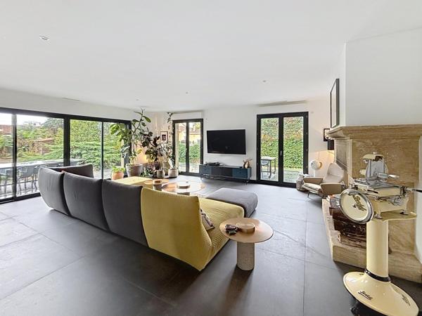 Villa d’exception à Eysines, entre luxe et sérénité