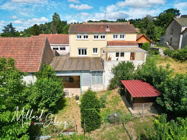 Maison à LA GUICHE, 71220 - 9 pièces 231m²