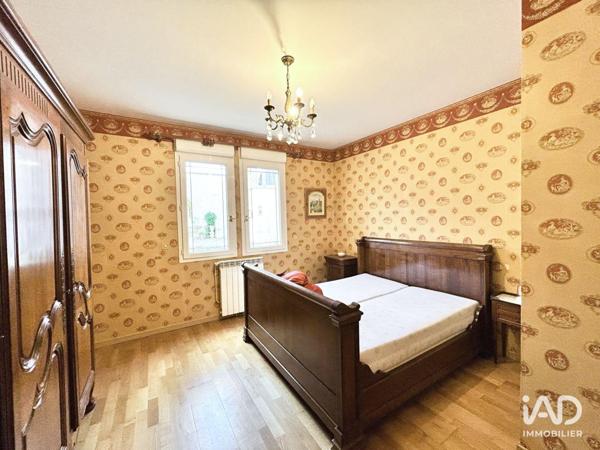 Maison à vendre 10 pièces 265 m² Viry-Châtillon