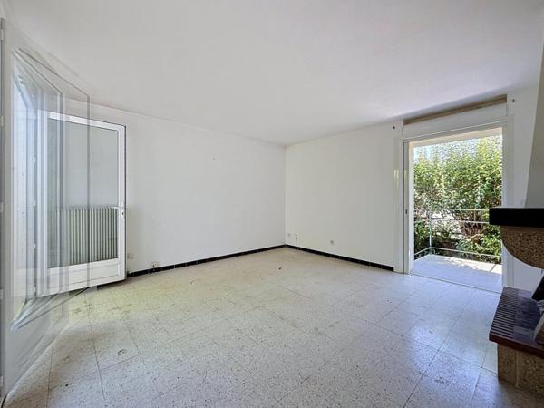 Vente / Maison de plain-pied à Nîmes (30900)