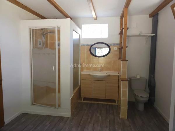 Location                                                      Maison de village
                        
                     2 pièces                      64 m2                     à Goudelin