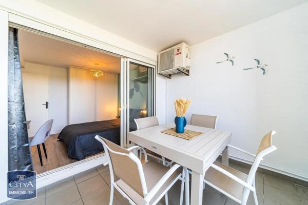 Appartement à louer 3 pièces 51.49m² Saint-Pierre (97410)