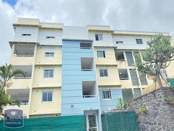 Appartement à louer 3 pièces 51.49m² Saint-Pierre (97410)