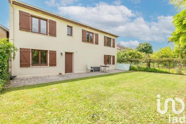 Maison 8 pièces de 153 m² à Thionville (57100)