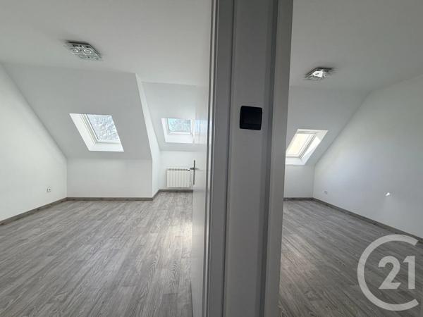 Appartement F3 à vendre  3 pièces - 74 m 2   LINGOLSHEIM  - 67