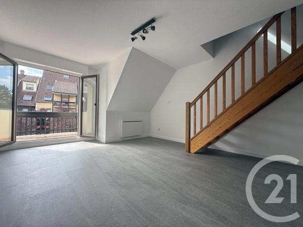 Appartement F3 à vendre  3 pièces - 74 m 2   LINGOLSHEIM  - 67