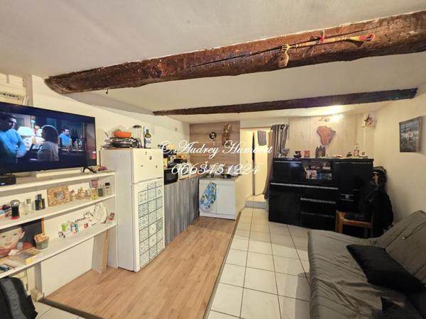 EXCLUSIVITE, LA BRILLANNE, IDEAL INVESTISSEURS , en plein coeur du village, 2 APPARTEMENTS  DANS MAISON DE VILLAGE