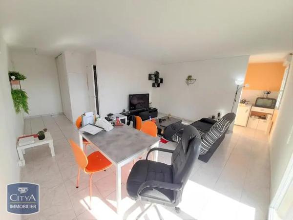 Appartement à louer 2 pièces 48.69m²