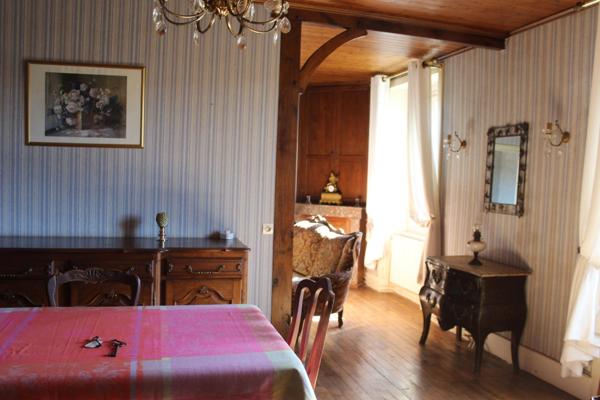 Maison à UZERCHE, 19140 - 6 pièces 145m²