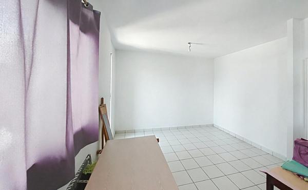Grand studio