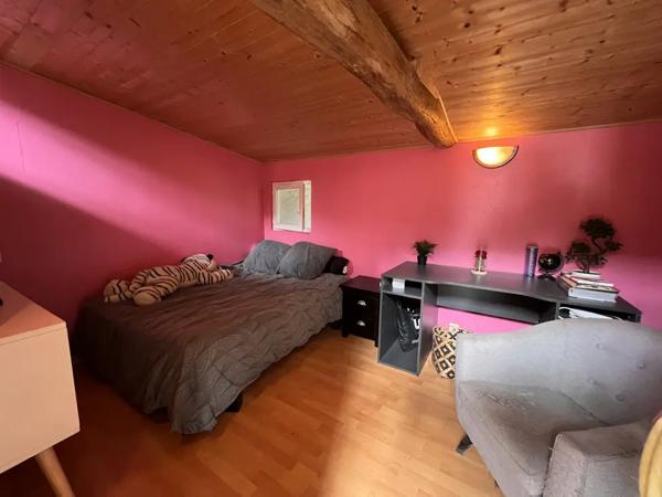 Grange aménagée 4 chambres - grand terrain pour chevaux