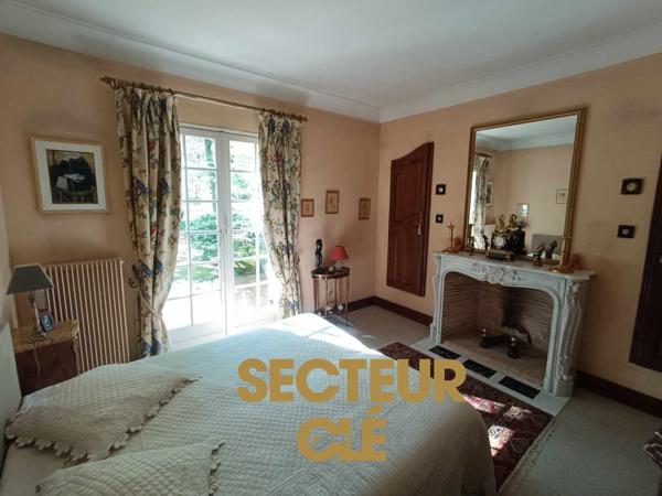 Magnifique propriété avec terrain de 7165m²