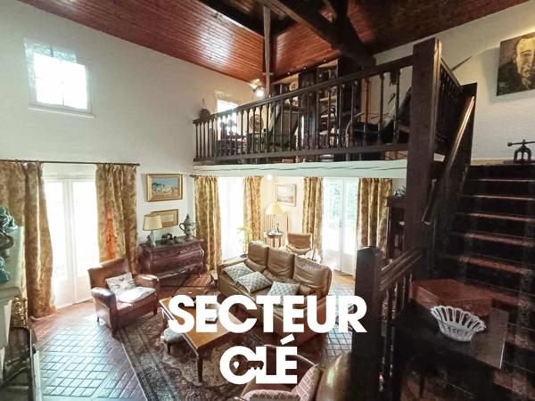 Magnifique propriété avec terrain de 7165m²