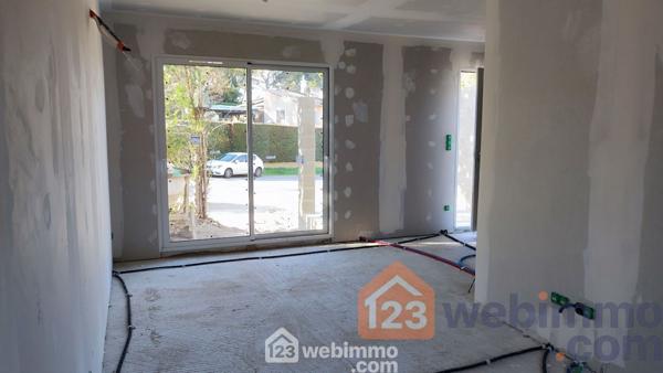 Villas 80.5 m² à Vernègues 13116