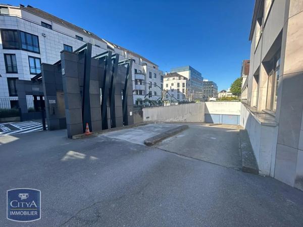 Parking à louer Vincennes (94300)