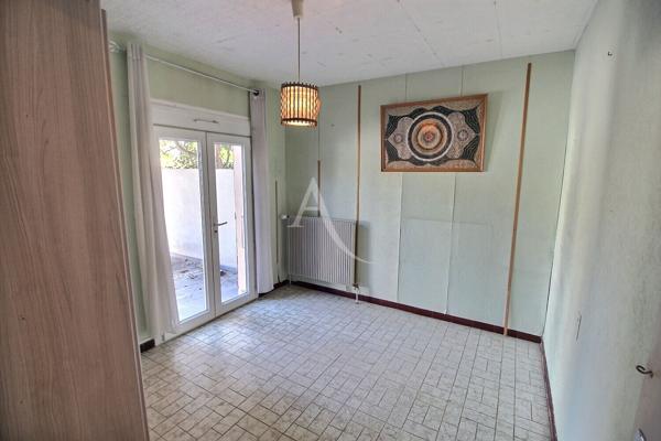 VILLA DE TYPE F4 DE 110 M² SUR TERRAIN PISCINABLE 3 FACES DE 312 M² + GARAGE