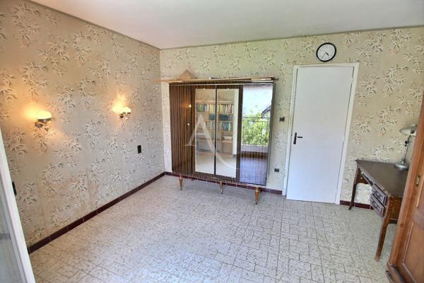 VILLA DE TYPE F4 DE 110 M² SUR TERRAIN PISCINABLE 3 FACES DE 312 M² + GARAGE
