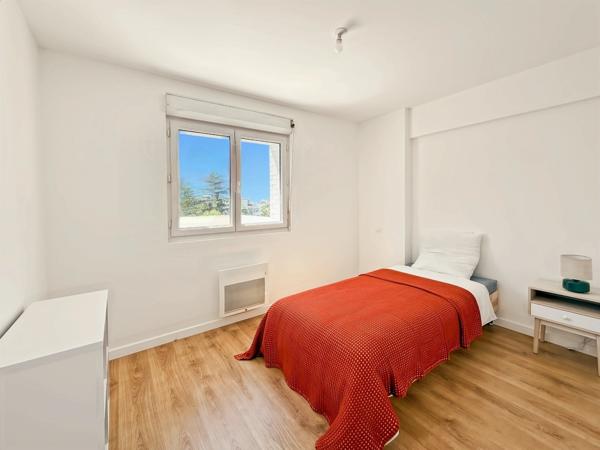 SAINT MARC SUR MER - PLAGE HULOT - PLEIN CENTRE - MARCHE - Duplex Loft  T5 - AVEC TERRASSE - GARAGE - PARKING SECURISE