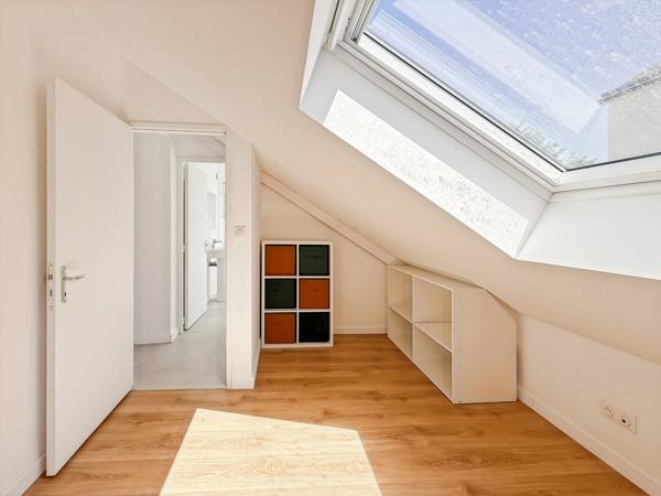 SAINT MARC SUR MER - PLAGE HULOT - PLEIN CENTRE - MARCHE - Duplex Loft  T5 - AVEC TERRASSE - GARAGE - PARKING SECURISE