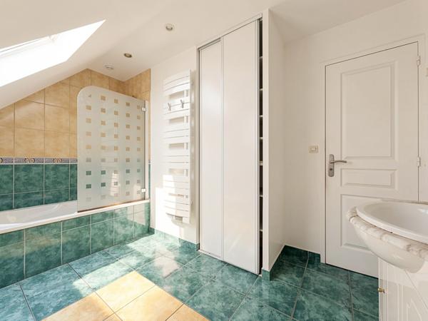 Maison -  3 chambres - 113m² - Jardin - Garage - Kerlano