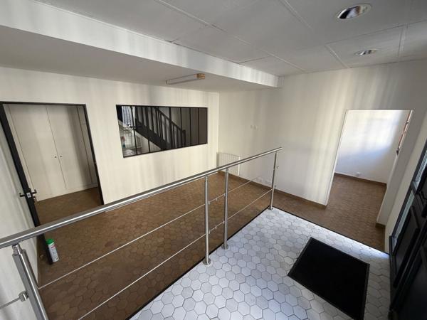 A VENDRE BUREAUX 131 M2 COMPIEGNE CENTRE-VILLE