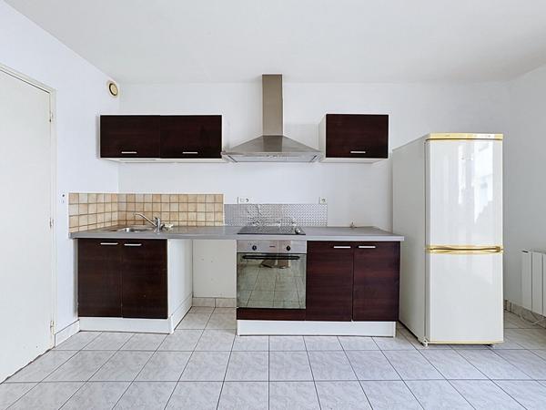 APPARTEMENT DUPLEX 2 CHAMBRES CHATEAU GONTIER