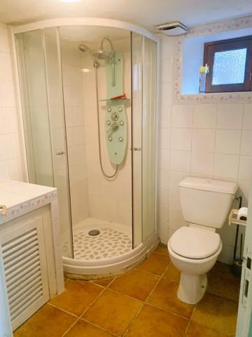 Propriété 251 M2 au bord de la Moine