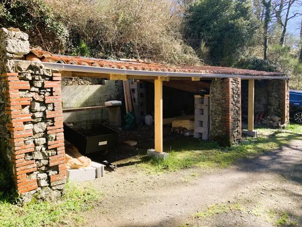 Propriété 251 M2 au bord de la Moine