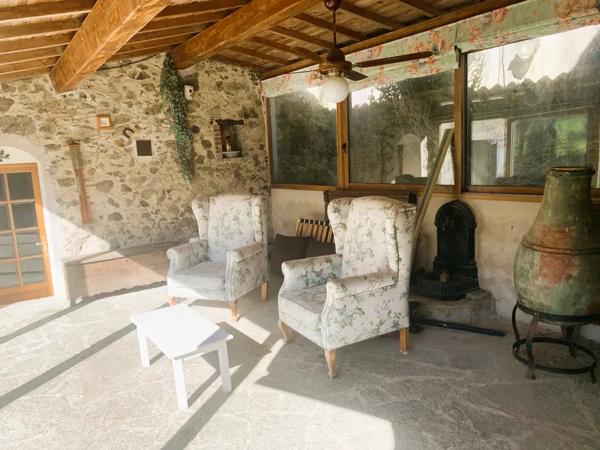 Propriété 251 M2 au bord de la Moine