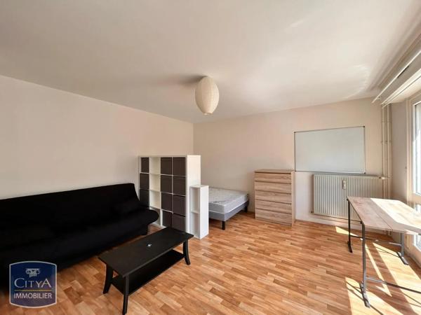 Appartement à louer 1 pièce 33.51m² Laval (53000)