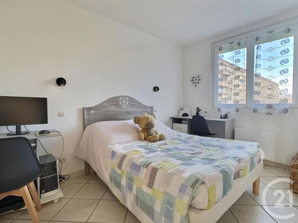 Appartement à vendre  4 pièces - 67 m2 FREJUS - 83