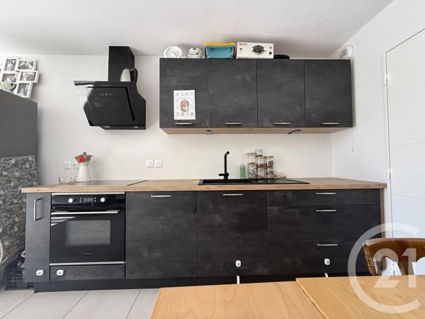 Appartement T3 à vendre  3 pièces - 63 m 2   TARARE  - 69