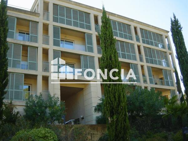 Location Appartement meublé 3 pièces 97.6 m² - 9 QUAI CLEMENCEAU Nimes 30900