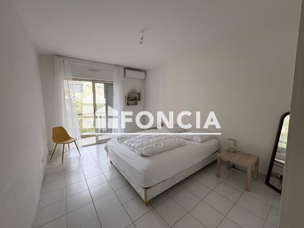 Location Appartement meublé 3 pièces 97.6 m² - 9 QUAI CLEMENCEAU Nimes 30900