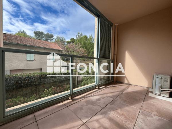 Location Appartement meublé 3 pièces 97.6 m² - 9 QUAI CLEMENCEAU Nimes 30900