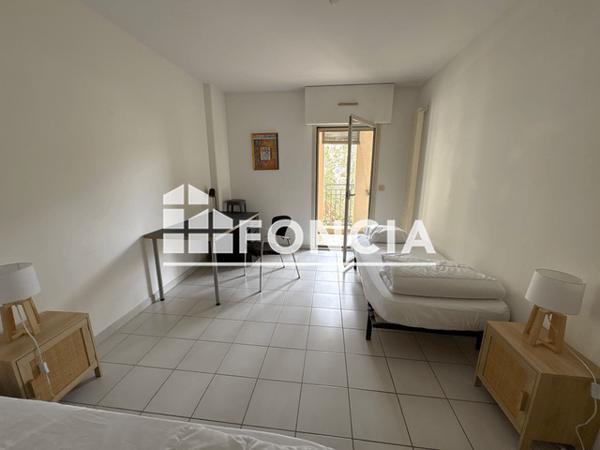 Location Appartement meublé 3 pièces 97.6 m² - 9 QUAI CLEMENCEAU Nimes 30900