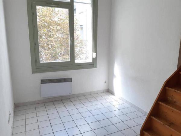 Appartement 1 pièce                                        - 69006 Lyon 6e  Arrondissement Réf : 5644