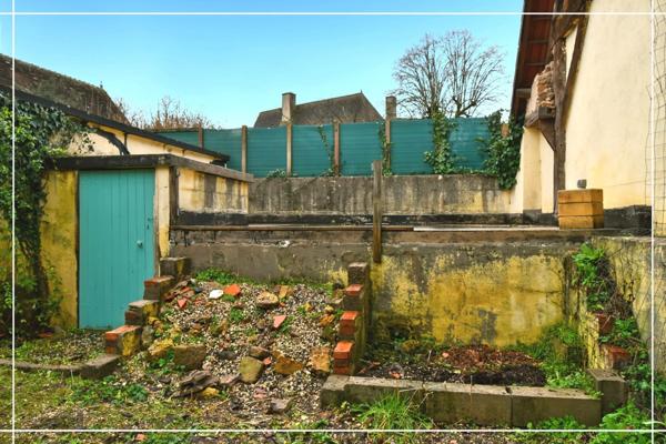 Maison à louer 6 pièces CHATEAUMEILLANT (18)