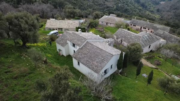 Brando (20222) Maison 102 m² vue mer et montagne à Brando
