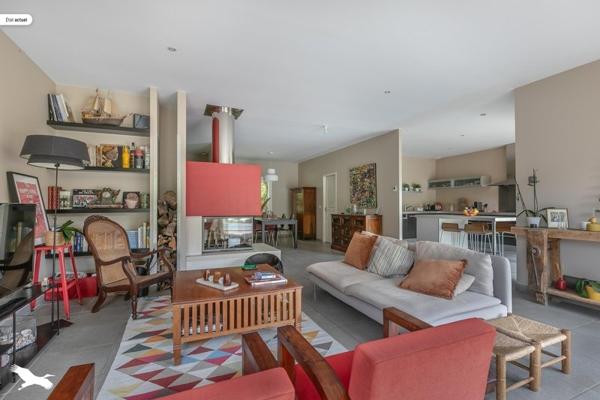 Maison à vendre |  Saint-Jean-d'Illac |  6 pièces | 151 m²