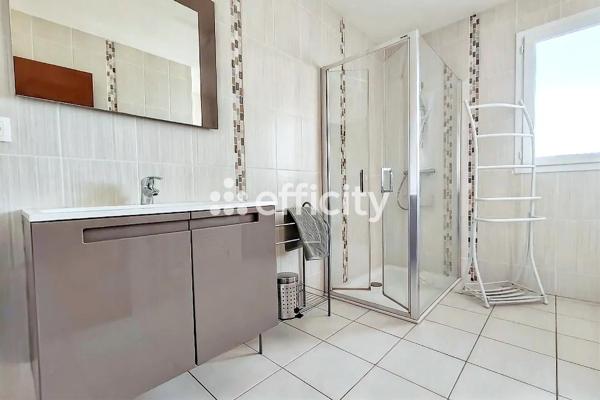 Maison 7 pièces - 180 m² Exclusivité efficity