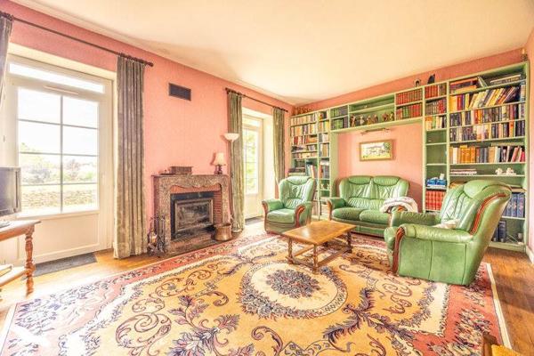 Maison à vendre |                                       Doix |                                        6 pièces  |  197 m²