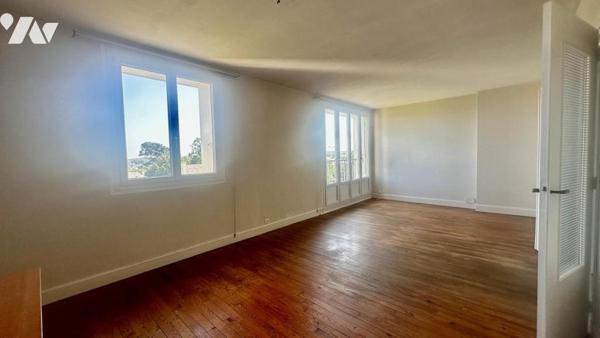 Appartement T3 avec garage et cave , haute ville de Quimeprlé à pied