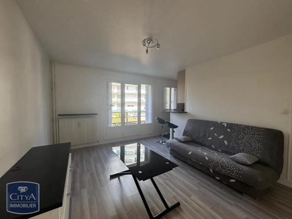 Appartement à louer 1 pièce 26.5m² Chartres (28000)