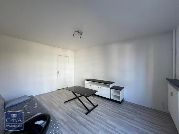 Appartement à louer 1 pièce 26.5m² Chartres (28000)