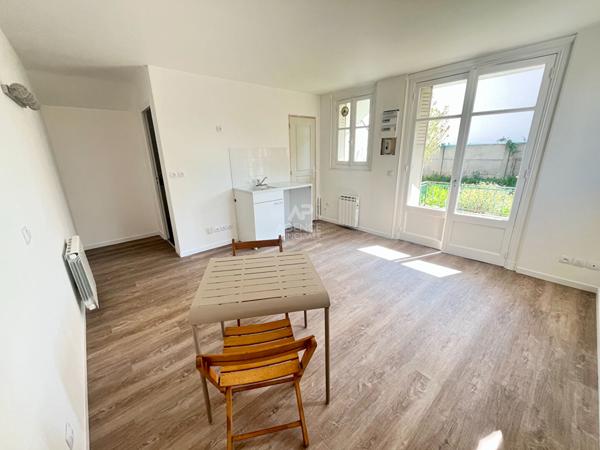 STUDIO Conflans Sainte Honorine 23 m2 €123 000 ** - Référence 6860