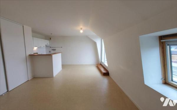CARHAIX - APPARTEMENT
