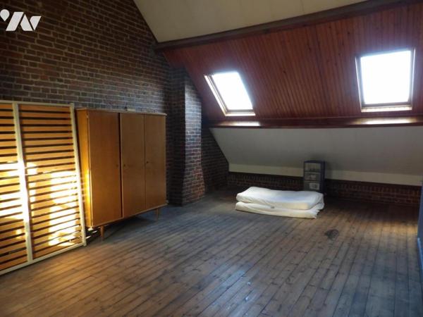 Maison de ville proche gare et centre ville de 128 m² habitable bâtie sur 330 m²