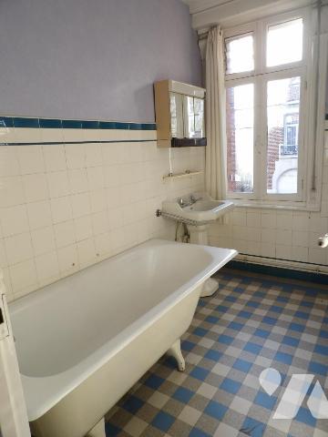 Maison de ville proche gare et centre ville de 128 m² habitable bâtie sur 330 m²