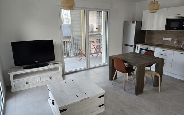 Appartement à louer    2 pièces • 48,80 m2 Pau